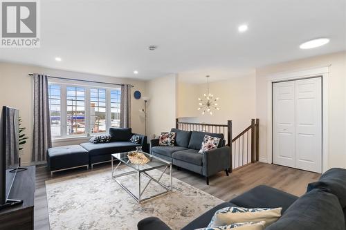 1622 Topsail Road, Paradise, NL - Indoor Photo Showing Living Room