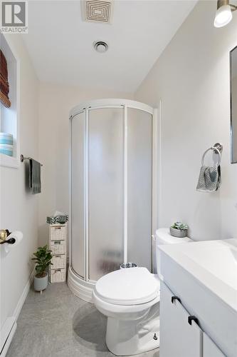 1622 Topsail Road, Paradise, NL - Indoor Photo Showing Bathroom