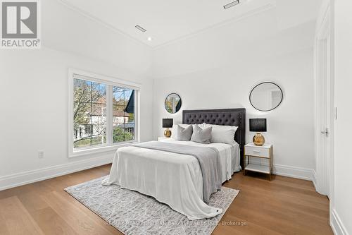 17 Waring Court, Toronto, ON - Indoor Photo Showing Bedroom