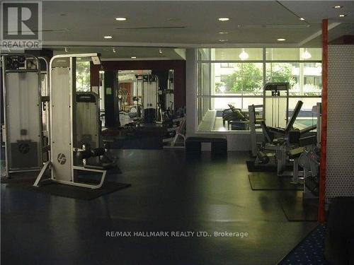 2211 - 2181 Yonge Street, Toronto, ON - Indoor Photo Showing Gym Room