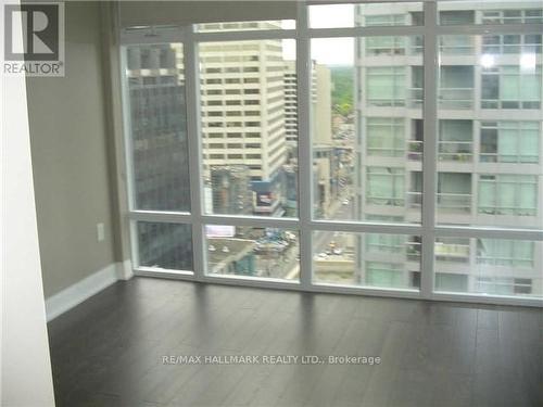 2211 - 2181 Yonge Street, Toronto, ON - Indoor Photo Showing Other Room