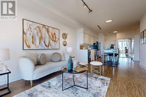 1815 - 33 Singer Court, Toronto, ON - Indoor Photo Showing Living Room