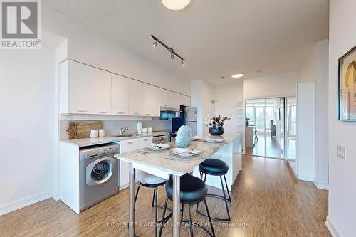 1815 - 33 Singer Court, Toronto, ON - Indoor Photo Showing Laundry Room