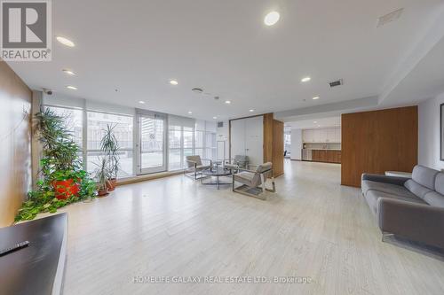 501 - 295 Adelaide Street, Toronto, ON - Indoor