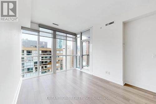 1306 - 32 Davenport Road, Toronto, ON - Indoor Photo Showing Other Room