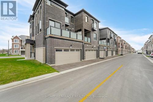 3370 Thunderbird Promenade, Pickering, ON - Outdoor With Facade