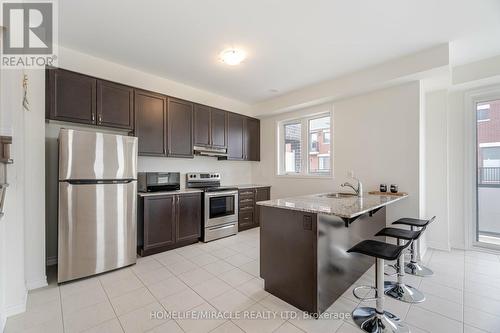 3370 Thunderbird Promenade, Pickering, ON - Indoor Photo Showing Kitchen