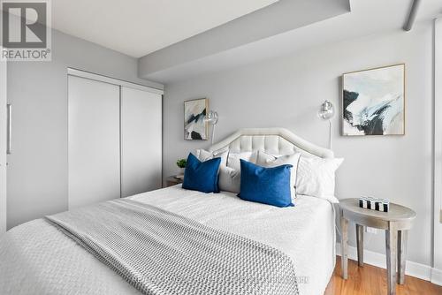 1816 - 31 Bales Avenue, Toronto (Willowdale East), ON - Indoor Photo Showing Bedroom