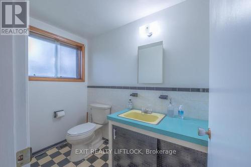 1222 Olympus Avenue, Peterborough (Northcrest), ON - Indoor Photo Showing Bathroom