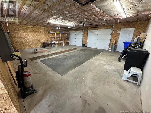 83 Riverview Avenue, St George, NB - Indoor Photo Showing Garage