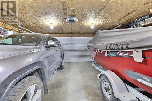 1042 Cypress Way N, Regina, SK - Indoor Photo Showing Garage