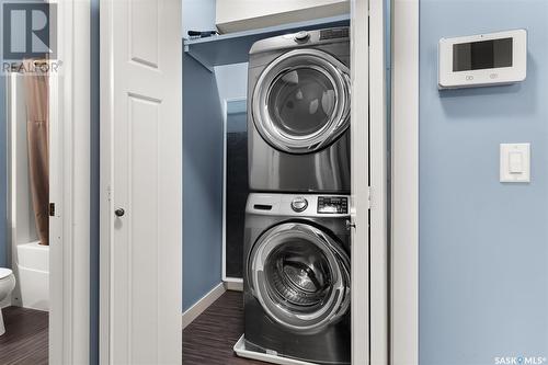 4181 Green Apple Drive E, Regina, SK - Indoor Photo Showing Laundry Room