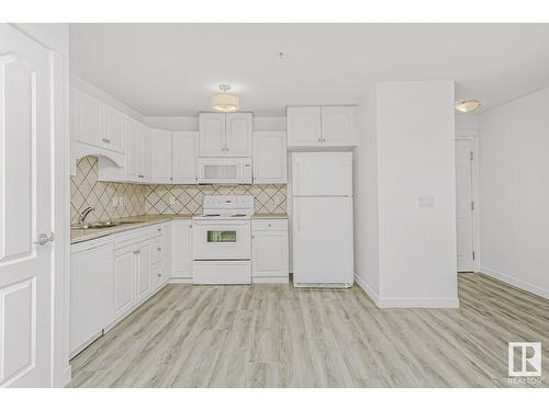 #216 261 Youville E Nw, Edmonton, AB - Indoor Photo Showing Kitchen