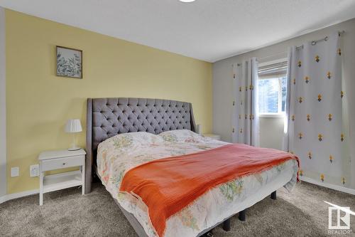 716 78 St Sw, Edmonton, AB - Indoor Photo Showing Bedroom