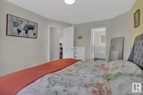 716 78 St Sw, Edmonton, AB - Indoor Photo Showing Bedroom