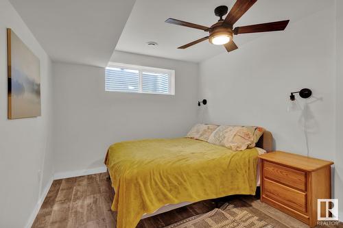 716 78 St Sw, Edmonton, AB - Indoor Photo Showing Bedroom