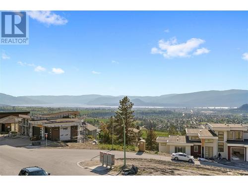 695 Deans Drive, Kelowna, BC - Outdoor With View