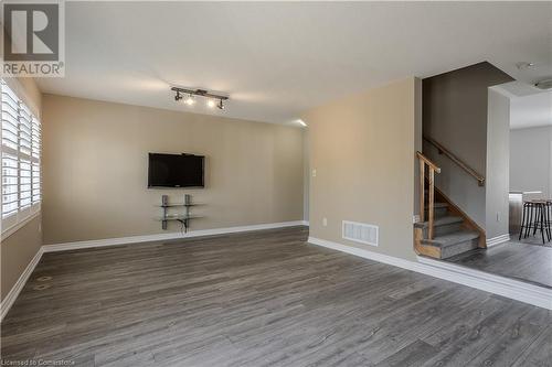 3130 Edgar Avenue, Burlington, ON - Indoor Photo Showing Other Room