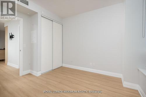 2310 - 36 Park Lawn Road, Toronto, ON - Indoor Photo Showing Other Room