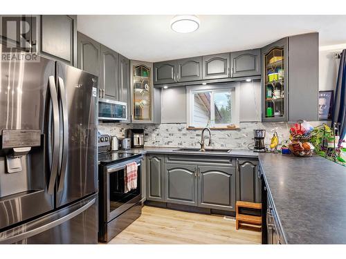 272 Guru Nanak Place, Clearwater, BC - Indoor Photo Showing Kitchen With Double Sink