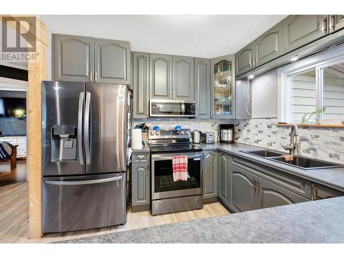 272 Guru Nanak Place, Clearwater, BC - Indoor Photo Showing Kitchen With Double Sink