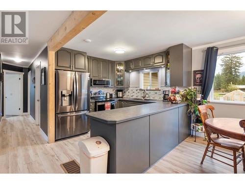 272 Guru Nanak Place, Clearwater, BC - Indoor Photo Showing Kitchen