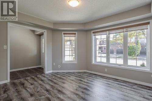 3130 Edgar Avenue, Burlington, ON - Indoor Photo Showing Other Room