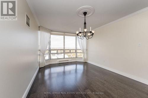 2102 - 2170 Marine Drive, Oakville, ON - Indoor Photo Showing Other Room