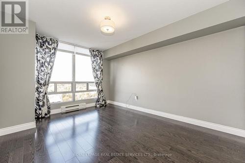 2102 - 2170 Marine Drive, Oakville, ON - Indoor Photo Showing Other Room