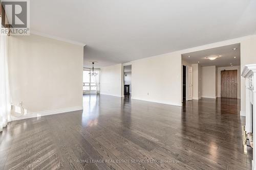 2102 - 2170 Marine Drive, Oakville, ON - Indoor