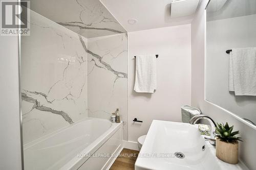 54 Batavia Avenue, Toronto, ON - Indoor Photo Showing Bathroom