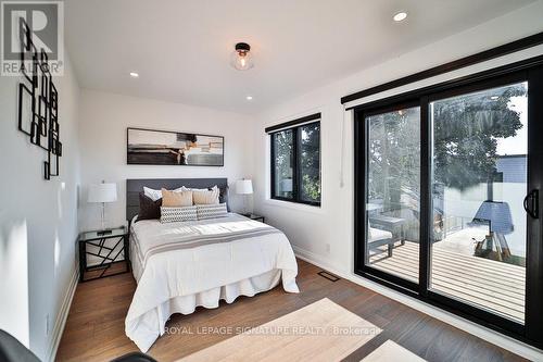 54 Batavia Avenue, Toronto, ON - Indoor Photo Showing Bedroom