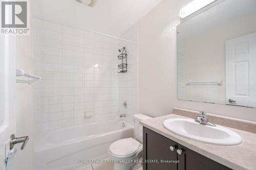 211 - 50 Sky Harbour Drive, Brampton, ON - Indoor Photo Showing Bathroom