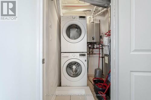 211 - 50 Sky Harbour Drive, Brampton, ON - Indoor Photo Showing Laundry Room