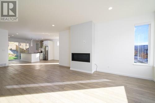 1257 Rockcress Drive, Kamloops, BC - Indoor Photo Showing Living Room