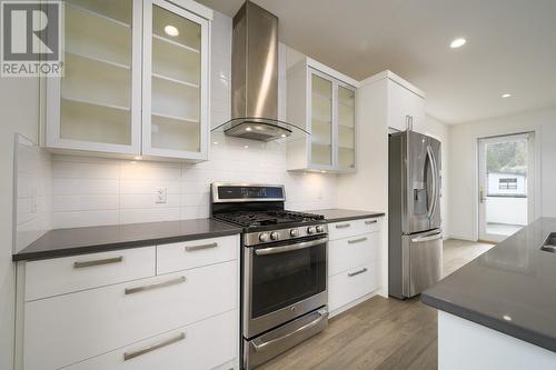 1257 Rockcress Drive, Kamloops, BC - Indoor Photo Showing Kitchen With Upgraded Kitchen