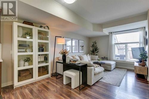 134 West Springs Road Sw, Calgary, AB - Indoor Photo Showing Living Room