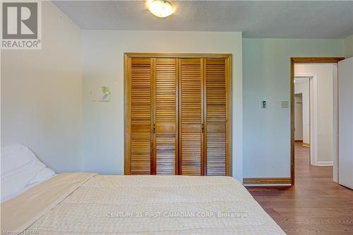 28 Redford Road, London, ON - Indoor Photo Showing Bedroom