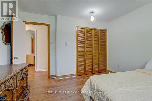 28 Redford Road, London, ON - Indoor Photo Showing Bedroom