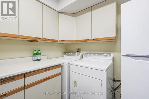 128 Moores Beach Road, Georgina, ON - Indoor Photo Showing Laundry Room