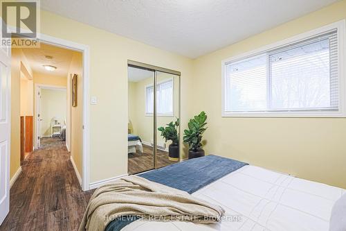 128 Moores Beach Road, Georgina, ON - Indoor Photo Showing Bedroom