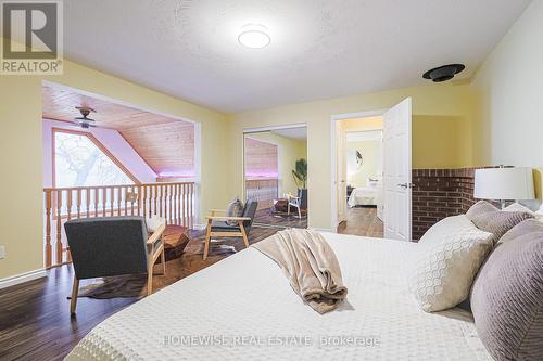 128 Moores Beach Road, Georgina, ON - Indoor Photo Showing Bedroom