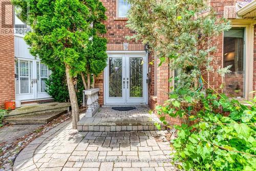 6152 Hardesty Crescent, Mississauga, ON - Outdoor