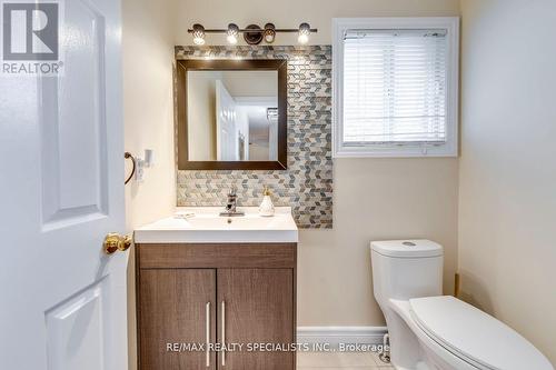 6152 Hardesty Crescent, Mississauga, ON - Indoor Photo Showing Bathroom