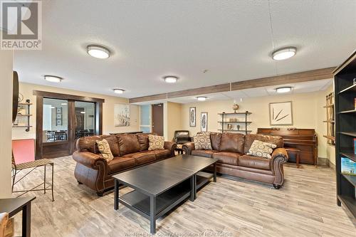 515 Dalhousie Unit# 123, Amherstburg, ON - Indoor Photo Showing Living Room