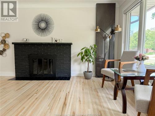 2845 Virginia Park, Windsor, ON - Indoor Photo Showing Living Room With Fireplace