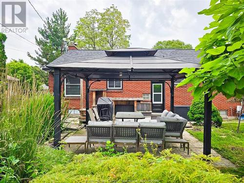 2845 Virginia Park, Windsor, ON - Outdoor With Deck Patio Veranda