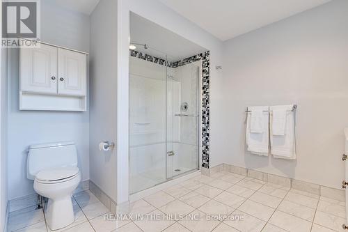 713516 First Line, Mono, ON - Indoor Photo Showing Bathroom