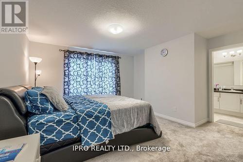 99 Honey Street, Cambridge, ON - Indoor Photo Showing Bedroom