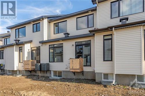 843 Mochi Circle, Nepean, ON - Outdoor